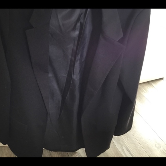 Jacket new with tags - Picture 2 of 3